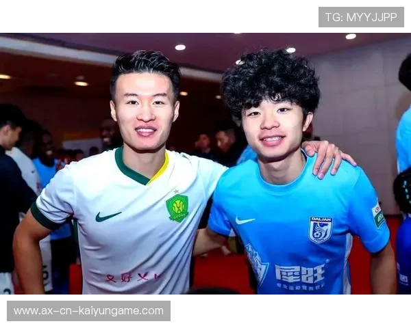 大连英博林良铭前场渗透助攻锋线：重塑前场进攻的美学